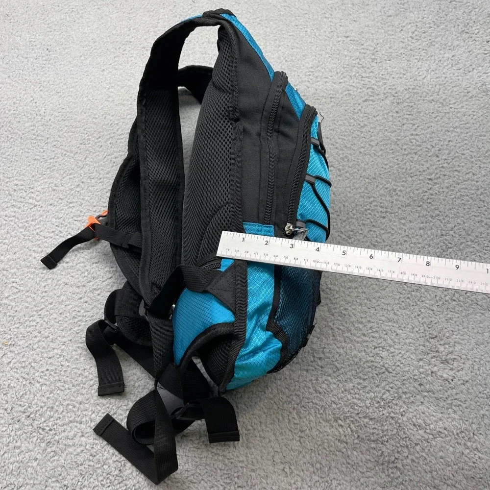 OlarHike Blue Insulated Hydration Backpack Bag w/ 2L Leak-Proof Water Bladder